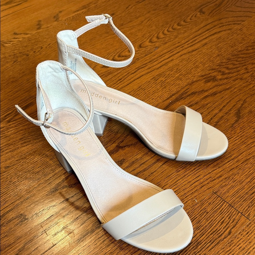 Madden Girl Cream Block Heel Sandals (nude) size 7.5